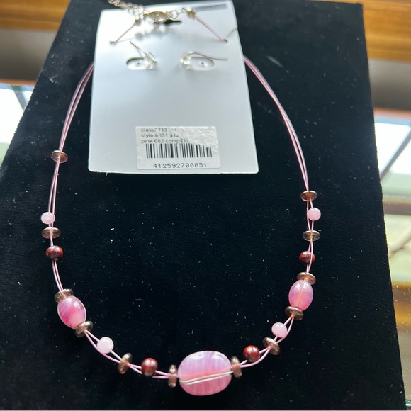 Necklace and earrings with pink accents , 16 inches with a 2 inch extender. - Picture 8 of 9